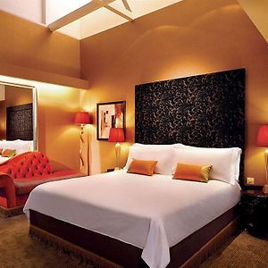 Premium King Room